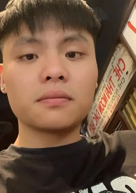 Я Moderated, 25, из Узловой, ищу знакомство для вирта