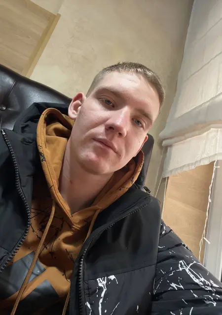 Дмитрий из Уссурийска, ищу на сайте знакомства на одну ночь