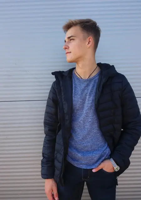 Я Дмитрий, 28, из Южно-Сахалинска, ищу знакомство для дружбы