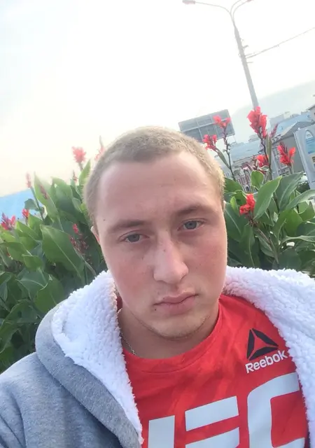 Никита из Лениногорска, ищу на сайте знакомства на одну ночь