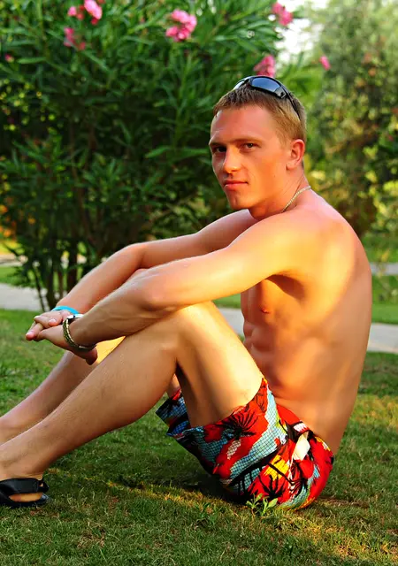 Я Данила, 39, из Ржавков, ищу знакомства без обязательств