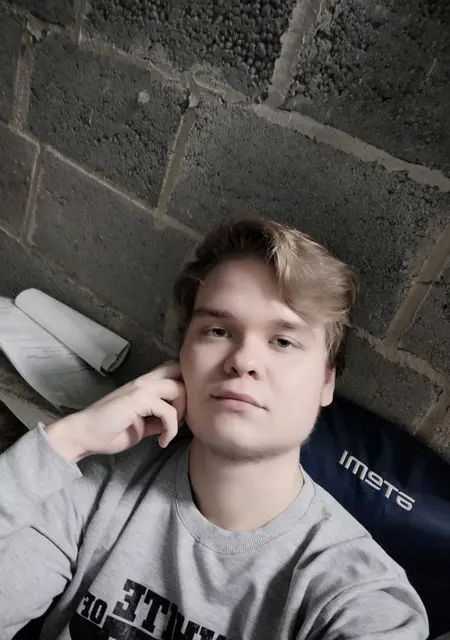 Максим из Перми, мне 24, познакомлюсь на одну ночь