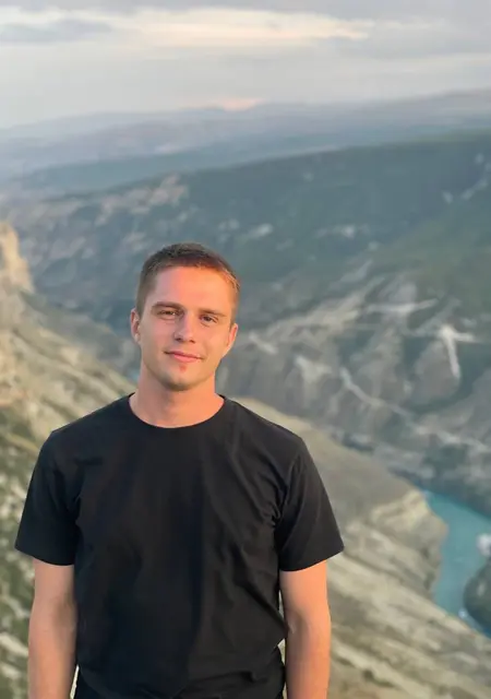 Иван Евгеньевич из Саратова, ищу на сайте совместные путешествия