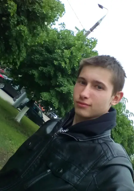 Виктор из Вязников, мне 27, познакомлюсь на одну ночь