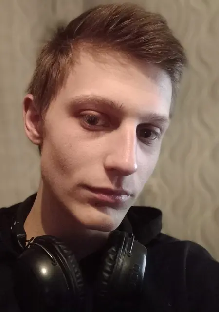 Антон из Ульяновска, мне 21, познакомлюсь для приятного времяпровождения