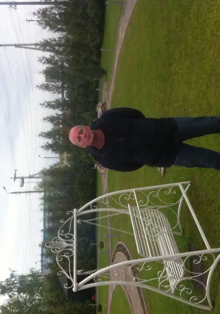 Я Антавар, 44, знакомлюсь для постоянных отношений в Белеве