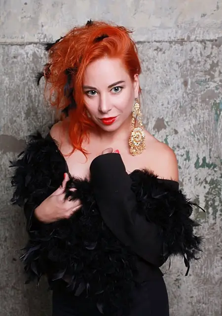 Я Валерия, 42, знакомлюсь без обязательств в Керчи