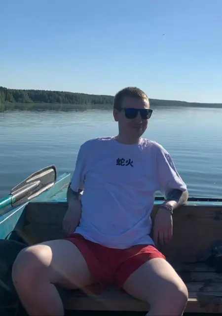 Я Артём, 35, знакомлюсь для приятного времяпровождения в Березниках