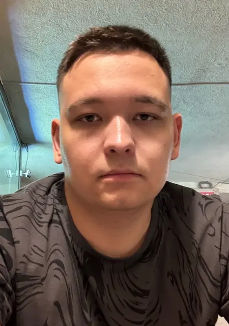 Я Марсель, 24, из Оренбурга, ищу знакомства без обязательств