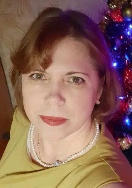 Я Алена, 49, из Иванова, ищу знакомство для приятного времяпровождения