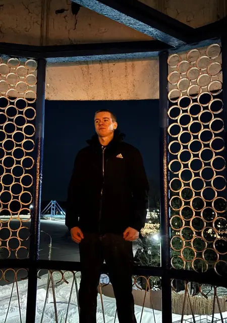 Я Иван, 19, из Ногинска, ищу знакомство для дружбы