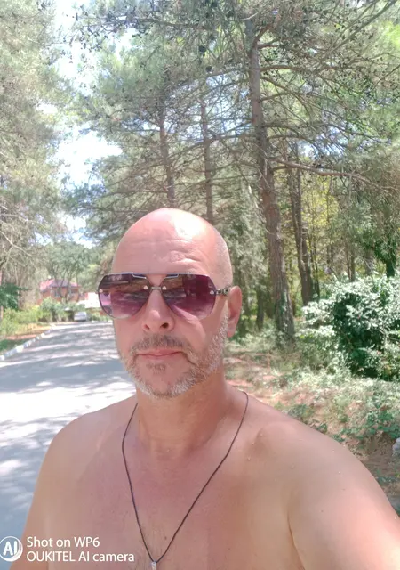 Aleksey из Усть-Лабинска, мне 47, познакомлюсь для приятного времяпровождения
