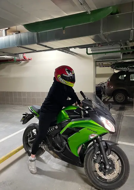 Я Егор, 28, знакомлюсь без обязательств в Нахабином