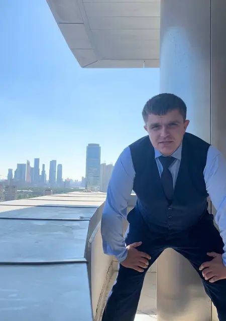 Максим из Стерлитамака, мне 29, познакомлюсь для постоянных отношений