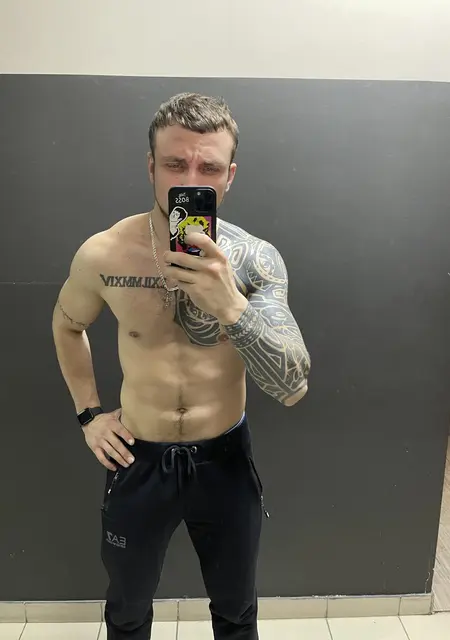 Я Максим, 34, знакомлюсь для вирта в Пензе