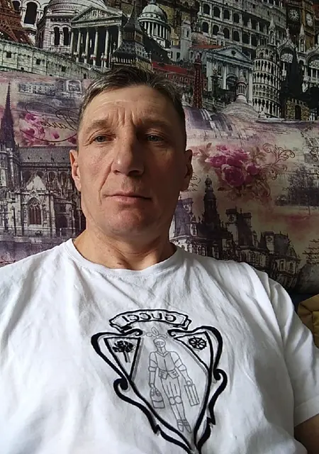 Саня из Белокурихи, мне 52, познакомлюсь на одну ночь