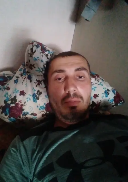 Мансур из Чебаркуля, мне 31, познакомлюсь на одну ночь