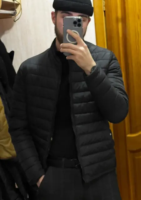 Я Данил, 22, из Новосибирска, ищу знакомства без обязательств