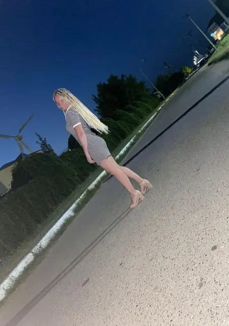 Я Юлия, 24, из Новочебоксарска, ищу знакомство для постоянных отношений