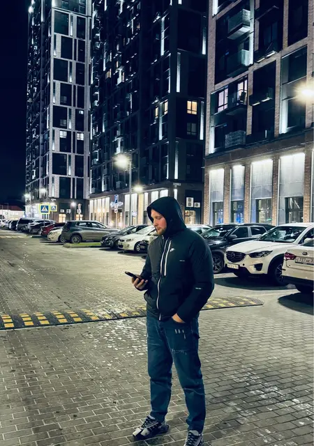 Я Sam, 28, знакомлюсь без обязательств в Астрахани