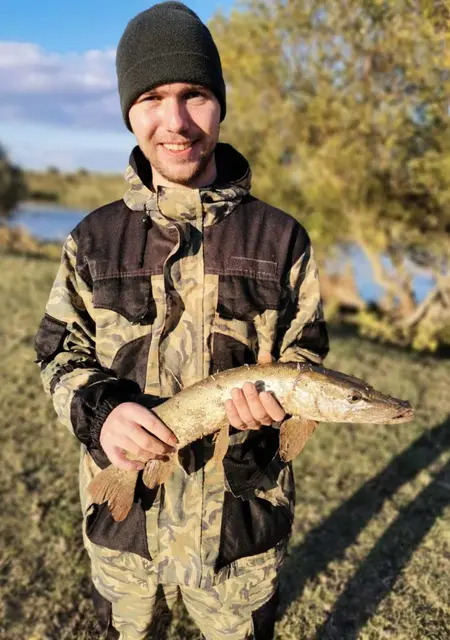 Я Dmitry, 29, из Лермонтова, ищу знакомства без обязательств