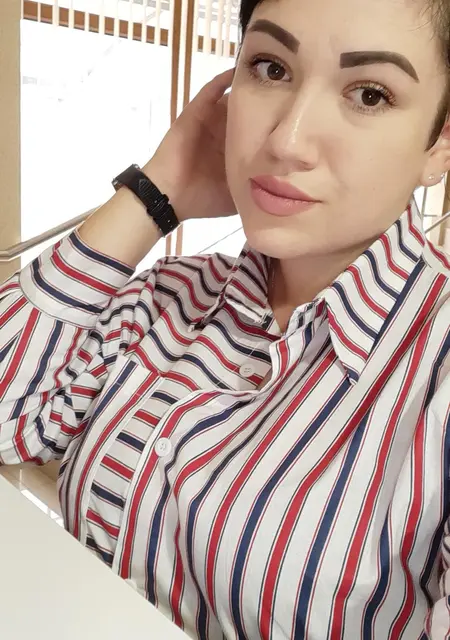 Инна из Крымска, ищу на сайте постоянные отношения