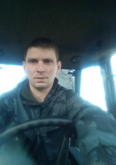 Я Виталий, 33, знакомлюсь для приятного времяпровождения в Почепе