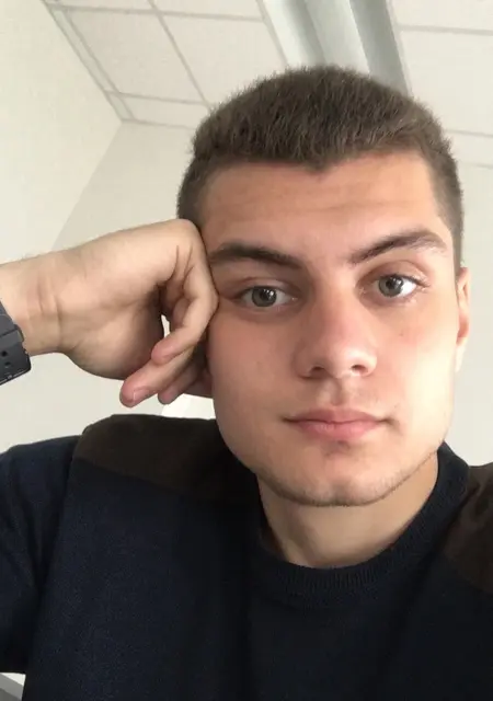 Я Дмитрий, 25, из Хабаровска, ищу знакомство для приятного времяпровождения