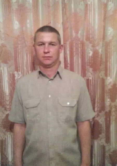 Витя из Абазы, мне 38, познакомлюсь на одну ночь