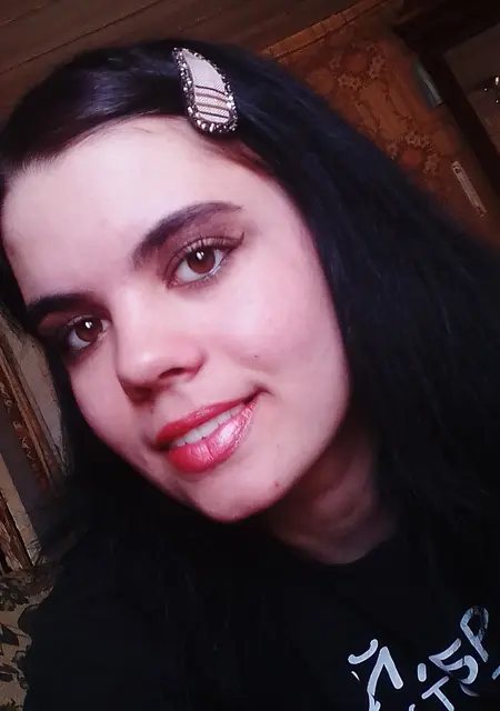 Я Юлия, 22, из Аткарска, ищу знакомство для постоянных отношений