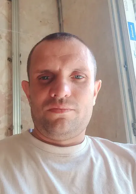 Я Георгий, 37, знакомлюсь без обязательств в Москве