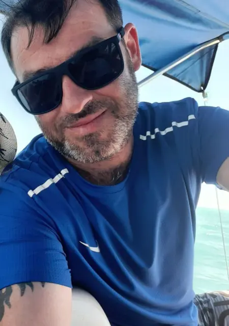 Платон из Ишима, мне 40, познакомлюсь для приятного времяпровождения