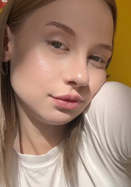 Полина из Самары, мне 18, познакомлюсь для общения