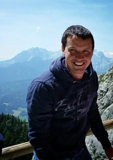 Я Руслан, 27, из Ишимбая, ищу знакомство для приятного времяпровождения