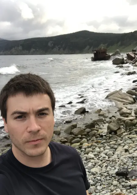 Антон из Хабаровска, мне 36, познакомлюсь на одну ночь