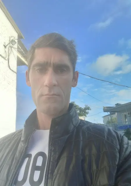 Александр из Камышина, ищу на сайте знакомства без обязательств