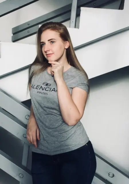 Анастасия из Унечи, мне 25, познакомлюсь для постоянных отношений