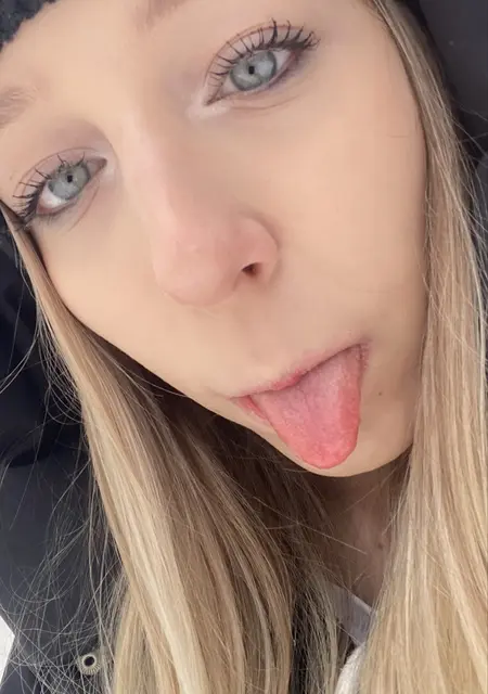 Я Мария, 18, из Уфы, ищу знакомство для вирта