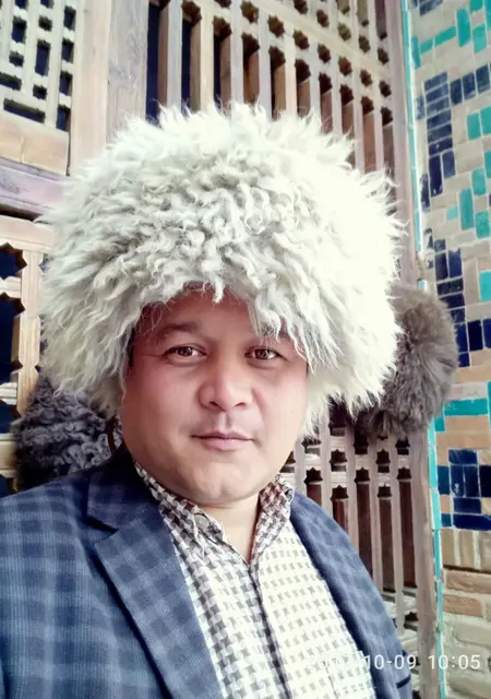 Я Шухратбек, 40, знакомлюсь для общения в Чудове