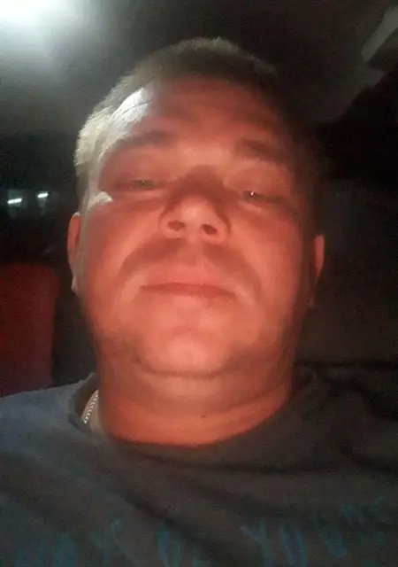 Алекс из Динской, мне 39, познакомлюсь на одну ночь