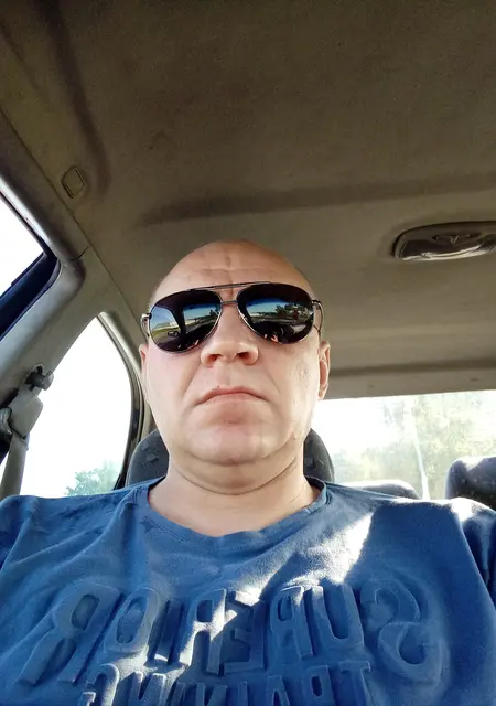 Я Сергей, 42, из Белгорода, ищу знакомство для постоянных отношений