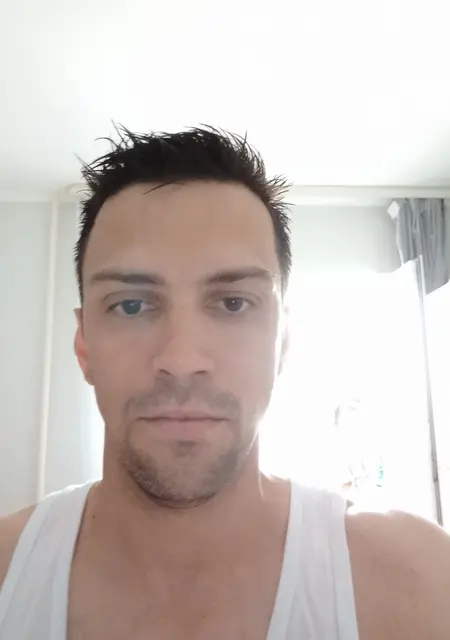 Максим из Твери, мне 37, познакомлюсь без обязательств