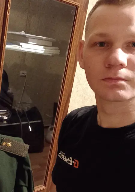 Я Владимир, 27, знакомлюсь для вирта в Ужуре