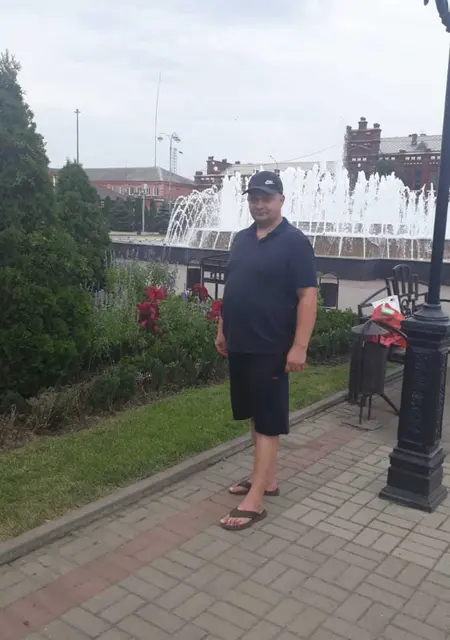 Я Вова, 40, из Гулькевичей, ищу знакомство для постоянных отношений