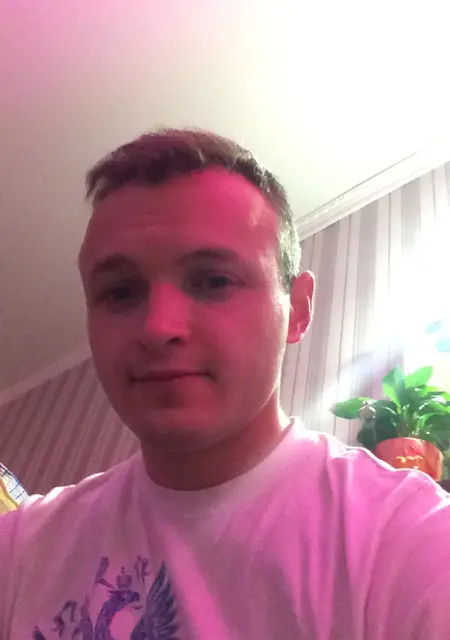 Я Андрей, 33, из Улан-Удэ, ищу знакомство для приятного времяпровождения